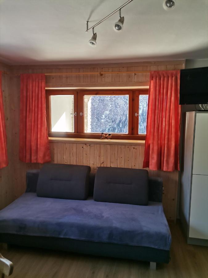 Ferienwohnung Hohe Wand ไฮลิเกนบลูท ภายนอก รูปภาพ