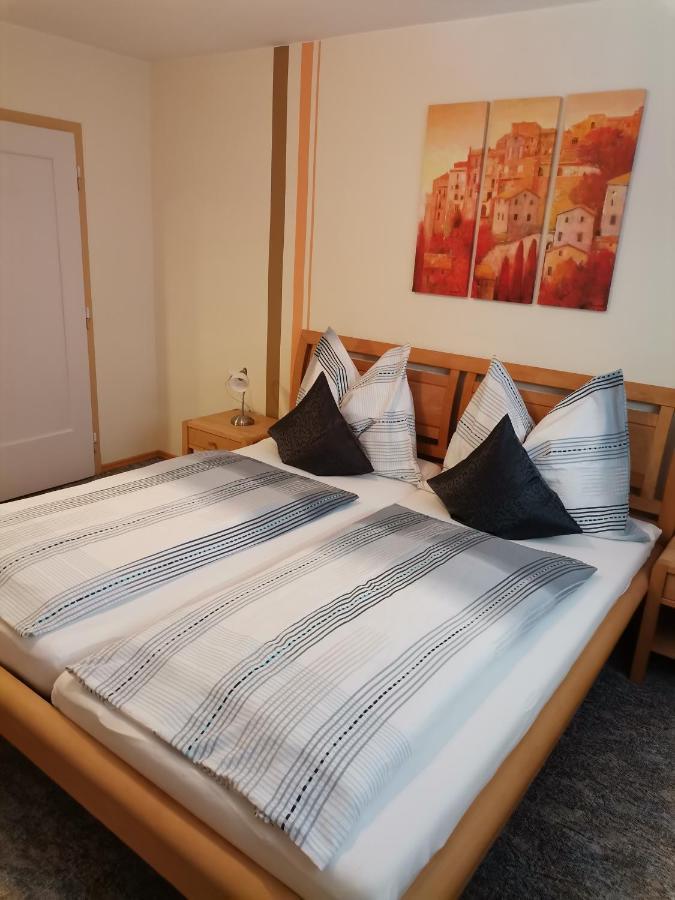 Ferienwohnung Hohe Wand ไฮลิเกนบลูท ภายนอก รูปภาพ